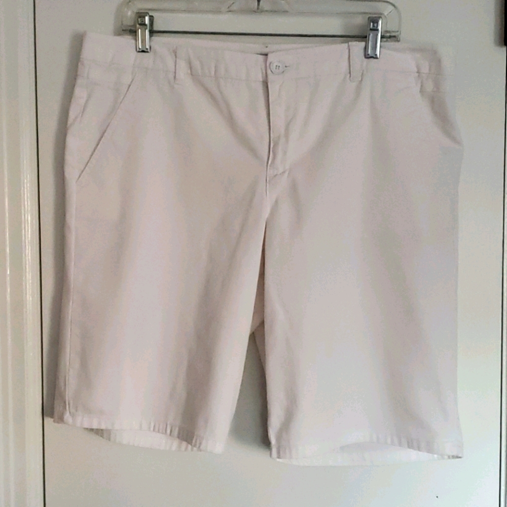 Women's Bandolino Shorts
